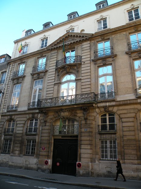  Ambassade du Mali (hôtel de Montmorency), 89, rue du Cherche-midi
